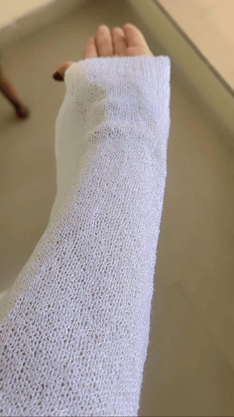 (Free Size) Crochet Top C755