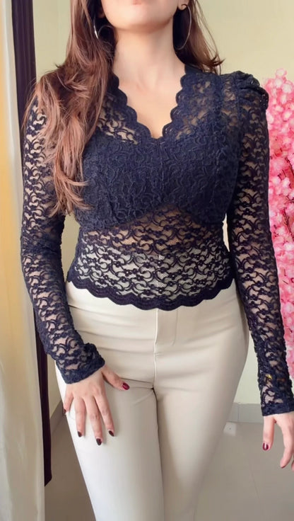 Padded Scarlet Lace Royale Top