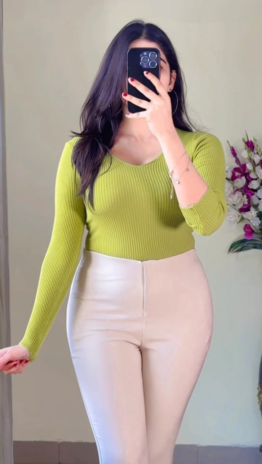 Pretty Ribbed Top- TO97