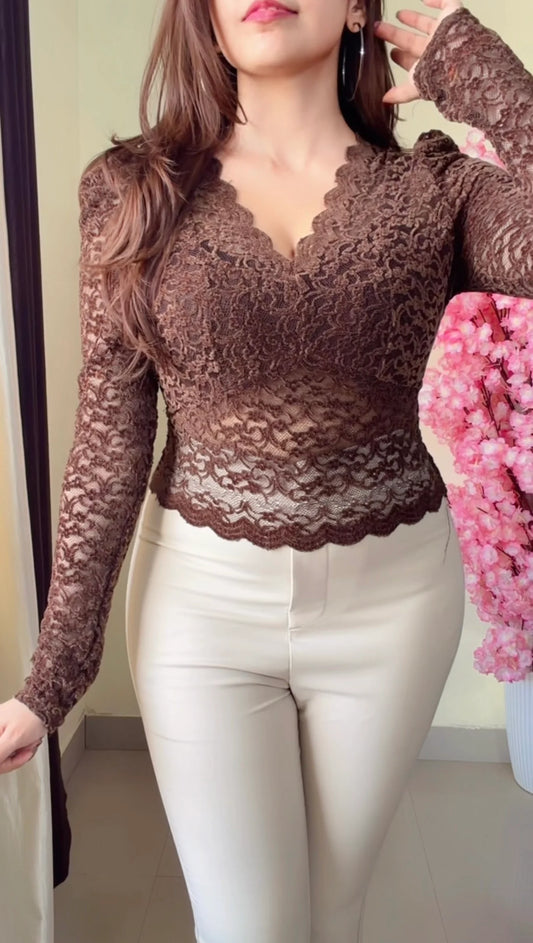 Padded Scarlet Lace Royale Top