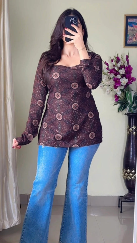 Women Square-Neck Pure Muslin Kurti (Black) KT-122