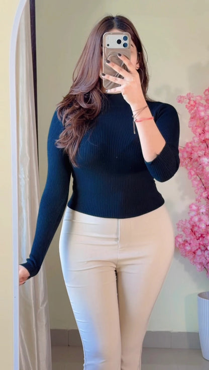 (Size-Free Size) Ribbed Top-  R458