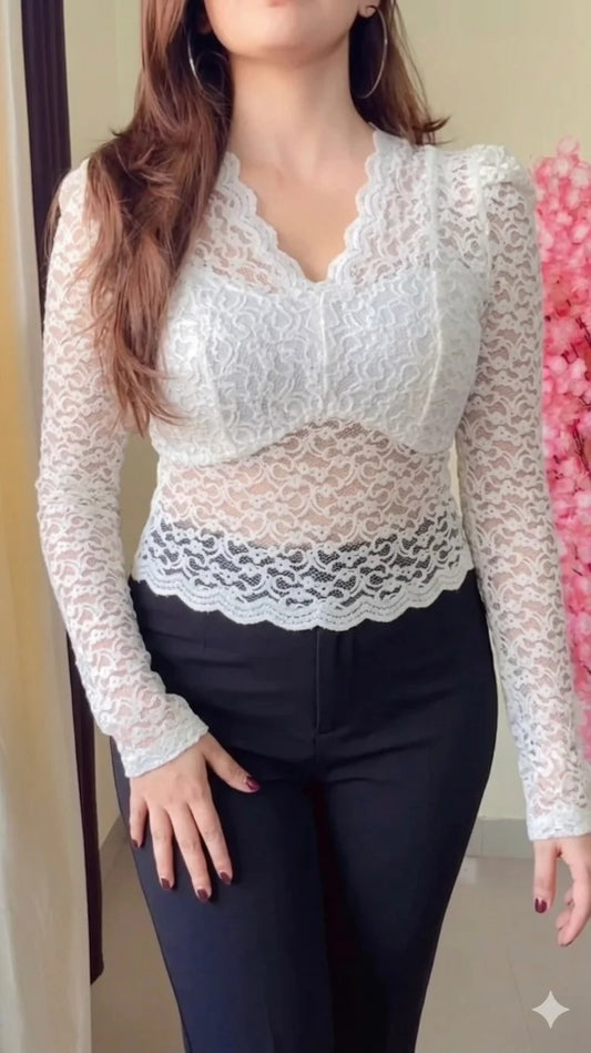 Padded Scarlet Lace Royale Top