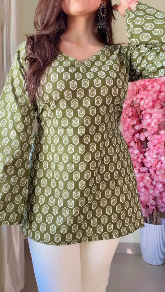 Green Floral Corset Back Short kurti