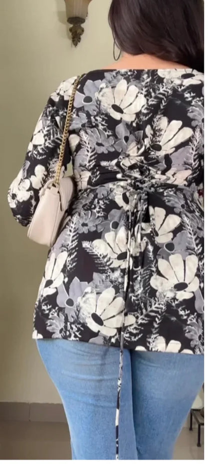 Women Black Floral Printed Square-Neck Pure Muslin Kurti KT-113