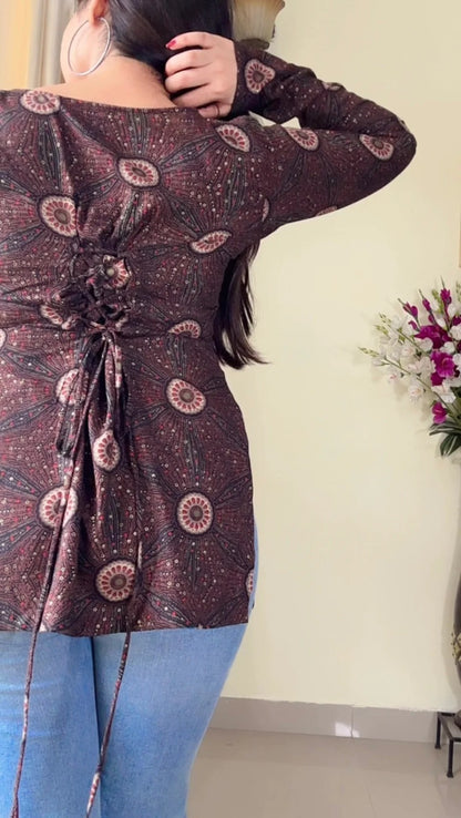 Women Square-Neck Pure Muslin Kurti (Black) KT-122