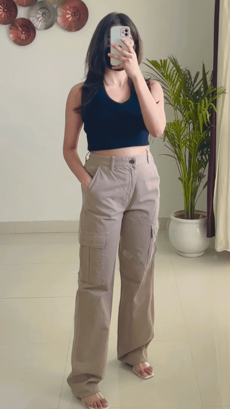 Amazon.com: VEYEBZ Jeans for Women Pants for Women Women's Jeans Split Hem  Stacked Jeans (Color : Black, Size : 26) : Clothing, Shoes & Jewelry